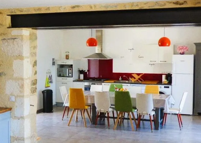 Renove Avec Jardin Clos, Proche Plages, Wifi, Parking Pour Voiture Electrique - Fr-1-426-164