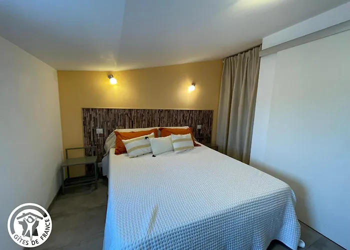 Renove Avec Jardin Clos, Proche Plages, Wifi, Parking Pour Voiture Electrique - Fr-1-426-164 Casa de Férias *